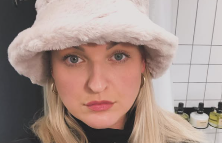 Jenni Poikelus puoliso on esikoisen isä